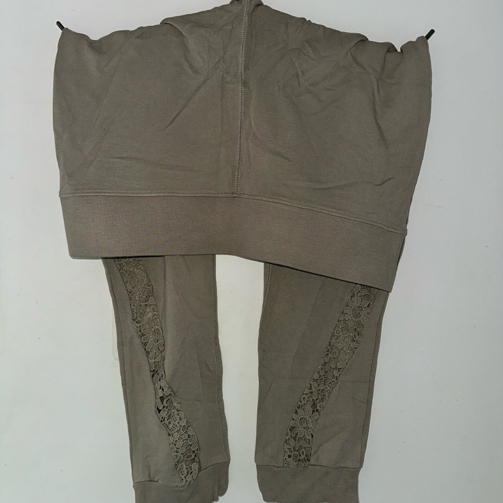 Taupe Lace Detail Leggings